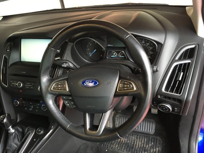 Ford Focus 1.5 TDCi 120 Titanium 5dr Hatchback Diesel Blue