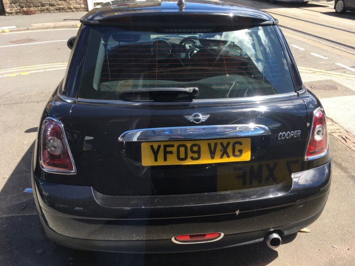 Mini Hatchback 1.6 Cooper 3dr Hatchback Petrol Black
